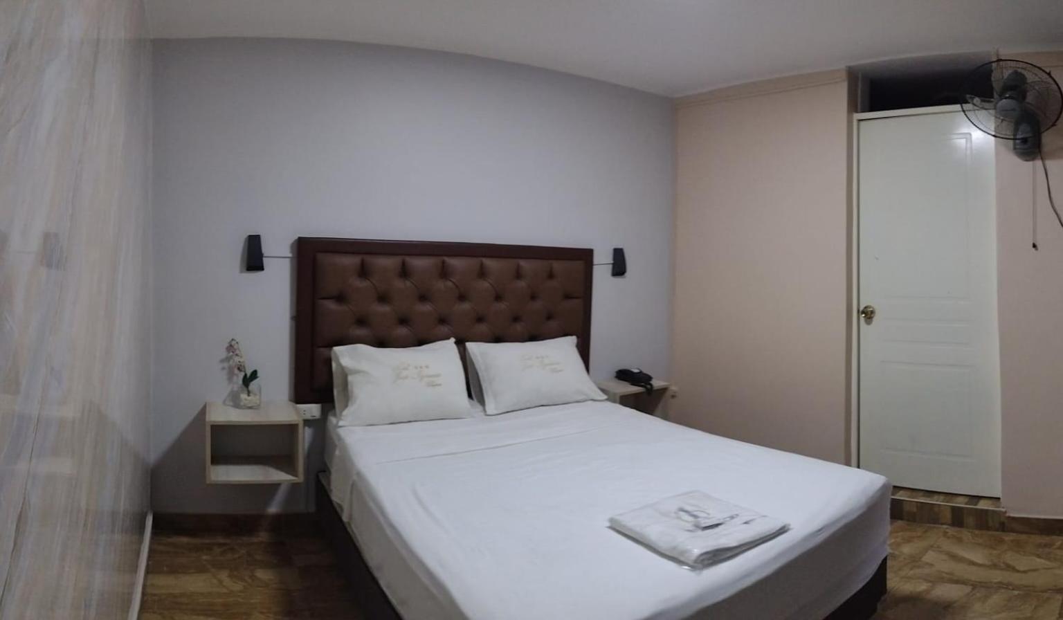 Hotel Jose Ignacio Чепен Экстерьер фото